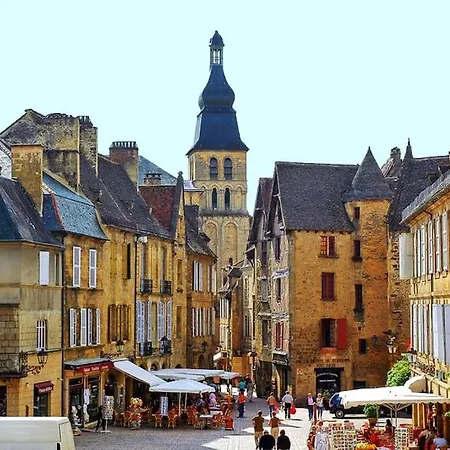 別荘 Hostelerie Du Presidial : 3chbres/3sdb De Standing Au Coeur De La Citee De サルラ・ラ・カネダ