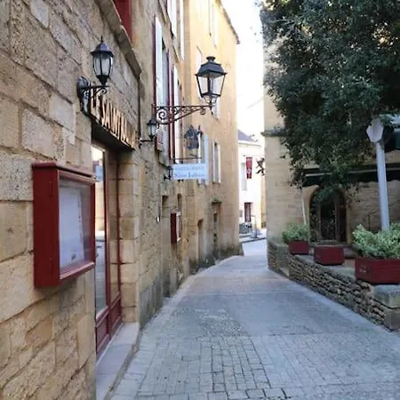 Ferienhaus Hostelerie Du Presidial : 3chbres/3sdb De Standing Au Coeur De La Citee De *