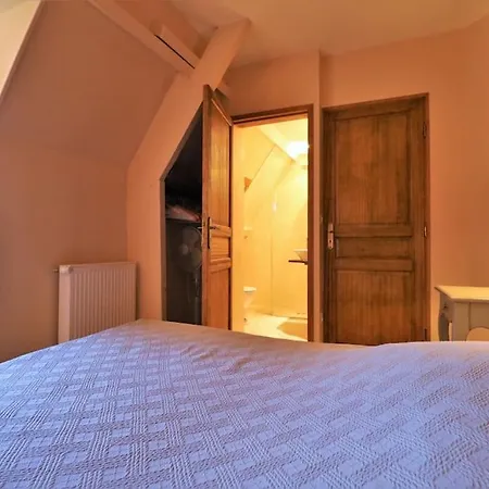 Hostelerie Du Presidial : 3chbres/3sdb De Standing Au Coeur De La Citee De Ferienhaus