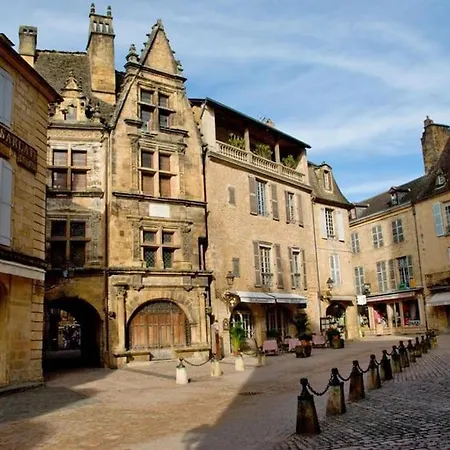 Ferienhaus Hostelerie Du Presidial : 3chbres/3sdb De Standing Au Coeur De La Citee De Sarlat