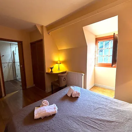 Hostelerie Du Presidial : 3chbres/3sdb De Standing Au Coeur De La Citee De * サルラ・ラ・カネダ