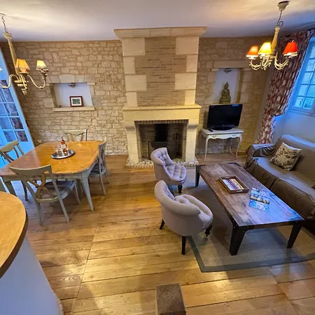 Hostelerie Du Presidial : 3chbres/3sdb De Standing Au Coeur De La Citee De * サルラ・ラ・カネダ